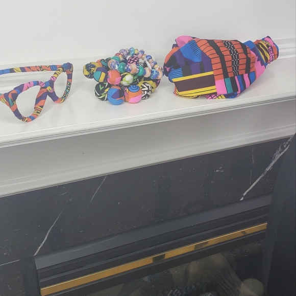 SASSY JONES Asante Colorful Beaded Necklace Set - Picture 9 of 10